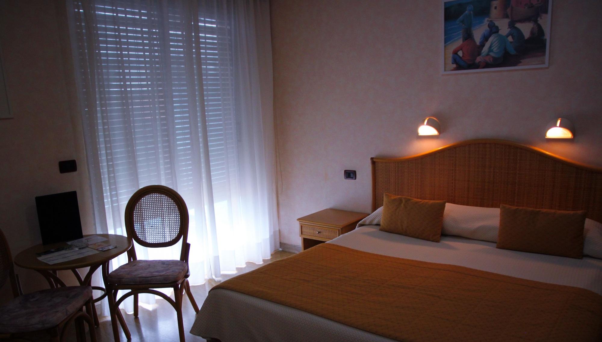 Hotel Garden Lido Loano Exterior foto
